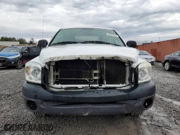 2008 Dodge 1500 ST z VIN 1D7HA18N28S580573, wystawiony jako Copart lot #43579525 z przebiegiem 209 699 mil mil oraz Szkoda całkowita • Salvage title. Historia ofert i sprzedaży dostępna na DreamBid. Obrazek 5.