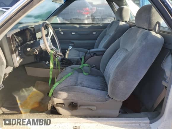 1986 Chevrolet El Camino SS с VIN 3GCCW80H9GS916596, выставлен на аукционе Copart как лот 74758864 с пробегом Не указан миль и Списание • Salvage title. История ставок и продаж доступна на DreamBid. Изображение 7.
