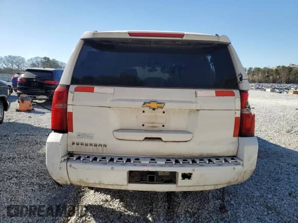 2015 Chevrolet Suburban с VIN 1GNSC5EC7FR626737, выставлен на аукционе Copart как лот 86201054 с пробегом Не указан миль и Чистый • Clean title. История ставок и продаж доступна на DreamBid. Изображение 6.