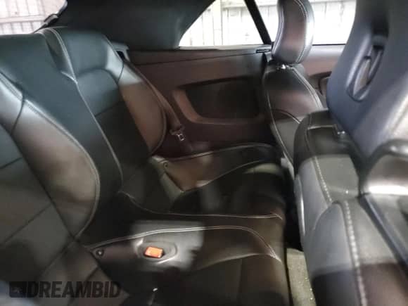 2018 Ford Mustang GT Premium z VIN 1FATP8FF2J5111596, wystawiony jako Copart lot #60537605 z przebiegiem 65 902 mil mil oraz Szkoda całkowita • Salvage title. Historia ofert i sprzedaży dostępna na DreamBid. Obrazek 10.