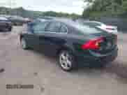 2014 Volvo S60 T5 z VIN YV1612FH4E2286358, wystawiony jako IAAI lot #43029155 z przebiegiem 125 881 mil mil oraz . Historia ofert i sprzedaży dostępna na DreamBid. Obrazek 3.