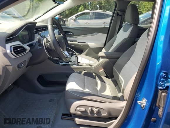 2023 Chevrolet Bolt EUV Premier с VIN 1G1FZ6S06P4103046, выставлен на аукционе Copart как лот 67804975 с пробегом 19 070 миль миль и Списание • Salvage title. История ставок и продаж доступна на DreamBid. Изображение 7.