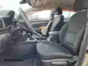 2020 Hyundai Elantra SE с VIN 5NPD74LFXLH549832, выставлен на аукционе Copart как лот 71860715 с пробегом 56 942 миль миль и Списание • Salvage title. История ставок и продаж доступна на DreamBid. Изображение 7.