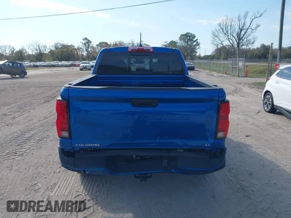 2023 Chevrolet Colorado 2WD LT с VIN 1GCPSCEK0P1267258, выставлен на аукционе IAAI как лот 41514287 с пробегом 18 574 миль миль и . История ставок и продаж доступна на DreamBid. Изображение 16.