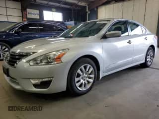 2015 Nissan Altima S с VIN 1N4AL3AP9FC120482, выставлен на аукционе Copart как лот 67858465 с пробегом 142 393 миль миль и Чистый • Clean title. История ставок и продаж доступна на DreamBid. Изображение 1.