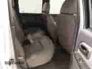 2005 Chevrolet Colorado 1SB LS Z85 с VIN 1GCDT136458223682, выставлен на аукционе IAAI как лот 40728025 с пробегом 169 516 миль миль и . История ставок и продаж доступна на DreamBid. Изображение 8.