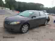 2007 Toyota Camry XLE z VIN 4T1BE46K77U691164, wystawiony jako IAAI lot #43296308 z przebiegiem 170 745 mil mil oraz . Historia ofert i sprzedaży dostępna na DreamBid. Obrazek 17.