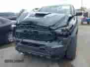 2024 Toyota Tacoma SR5 z VIN 3TMLB5JN2RM051282, wystawiony jako IAAI lot #42370502 z przebiegiem 3 932 mil mil oraz . Historia ofert i sprzedaży dostępna na DreamBid. Obrazek 6.