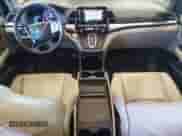 2019 Honda Odyssey EX-L with VIN 5FNRL6H73KB026664, listed as a Copart auction lot 84260225 with 44,242 mi miles and Clean title. Bid and sale history available at DreamBid. Image 8.