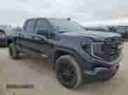 2023 GMC Sierra 1500 Elevation z VIN 1GTRUJEKXPZ274047, wystawiony jako Copart lot #45216525 z przebiegiem 22 756 mil mil oraz Szkoda całkowita • Salvage title. Historia ofert i sprzedaży dostępna na DreamBid. Obrazek 4.