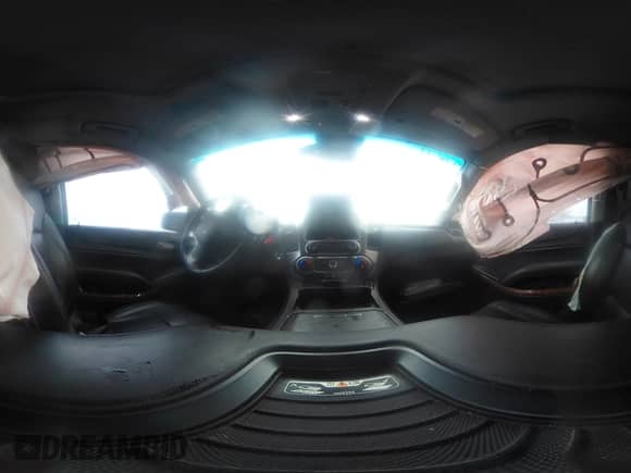 2017 Chevrolet Suburban Premier z VIN 1GNSCJKCXHR312158, wystawiony jako IAAI lot #40399105 z przebiegiem 150 560 mil mil oraz . Historia ofert i sprzedaży dostępna na DreamBid. Obrazek 21.