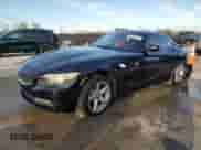 2009 BMW Z4 sDrive30i с VIN WBALM53579E161867, выставлен на аукционе Copart как лот 42697015 с пробегом 121 671 миль миль и На запчасти • Non repairable. История ставок и продаж доступна на DreamBid. Изображение 1.