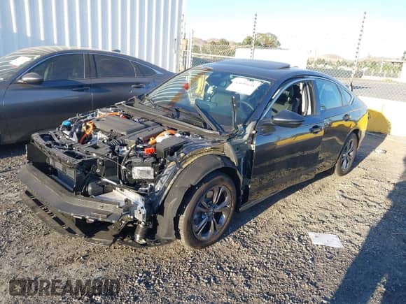 2025 Honda Accord EX-L with VIN 1HGCY2F66SA040093, listed as a IAAI auction lot 43039038 with Not provided miles and . Bid and sale history available at DreamBid. Image 17.