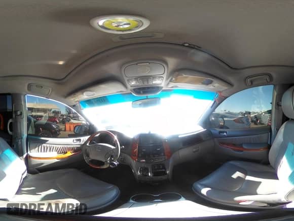 2009 Toyota Sienna XLE z VIN 5TDZK22C69S273555, wystawiony jako IAAI lot #41276221 z przebiegiem 129 160 mil mil oraz . Historia ofert i sprzedaży dostępna na DreamBid. Obrazek 18.