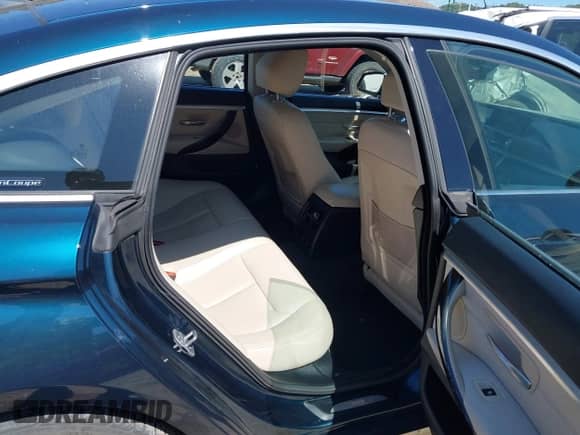 2015 BMW 4 Series 428i xDrive с VIN WBA4A7C53FD415830, выставлен на аукционе IAAI как лот 43153471 с пробегом 182 143 миль миль и . История ставок и продаж доступна на DreamBid. Изображение 8.