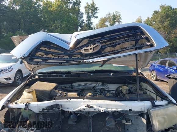 2007 Toyota Tundra SR5 с VIN 5TFBT54177X008291, выставлен на аукционе IAAI как лот 43185810 с пробегом 248 297 миль миль и . История ставок и продаж доступна на DreamBid. Изображение 10.