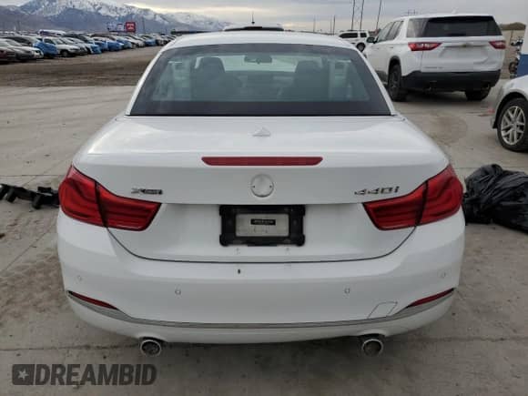 2018 BMW 4 Series 440i xDrive z VIN WBA4Z7C57JEA33251, wystawiony jako Copart lot #44006485 z przebiegiem 84 193 mil mil oraz Szkoda całkowita • Salvage title. Historia ofert i sprzedaży dostępna na DreamBid. Obrazek 6.