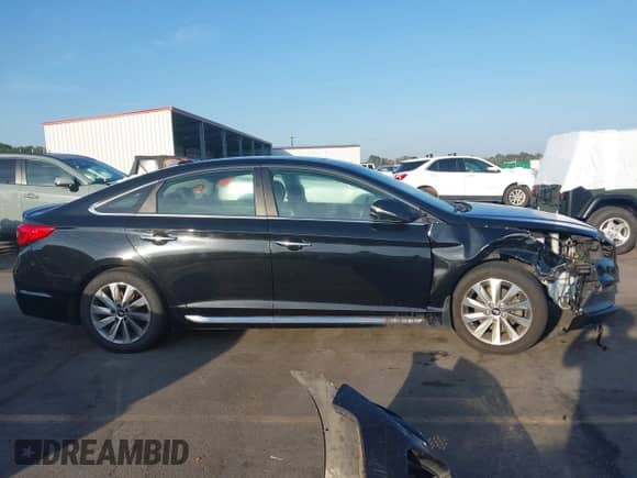 2017 Hyundai Sonata Sport with VIN 5NPE34AFXHH556161, listed as a IAAI auction lot 43277147 with 149,001 mi miles and . Bid and sale history available at DreamBid. Image 14.