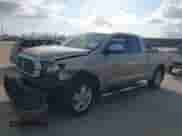 2008 Toyota Tundra Limited с VIN 5TBBV58108S520446, выставлен на аукционе IAAI как лот 41461273 с пробегом 218 480 миль миль и . История ставок и продаж доступна на DreamBid. Изображение 2.