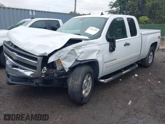 2007 Chevrolet Silverado 1500 1LT с VIN 2GCEK19C671595079, выставлен на аукционе IAAI как лот 43421335 с пробегом 89 792 миль миль и . История ставок и продаж доступна на DreamBid. Изображение 17.