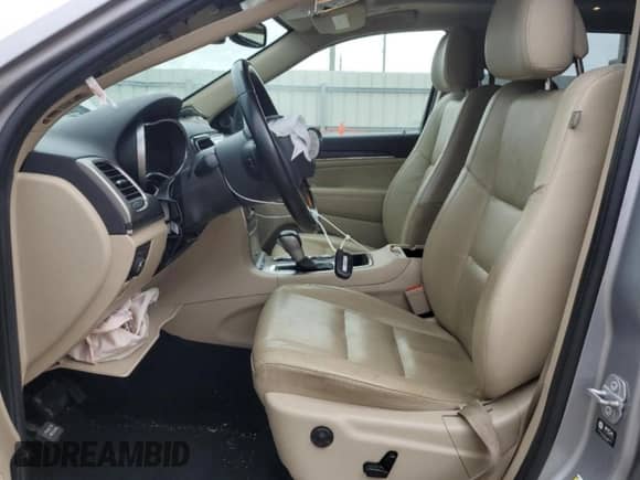 2021 Jeep Grand Cherokee Limited с VIN 1C4RJEBG0MC570886, выставлен на аукционе Copart как лот 79765834 с пробегом 69 603 миль миль и На запчасти • Non repairable. История ставок и продаж доступна на DreamBid. Изображение 7.