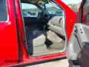 2005 Nissan Frontier SE z VIN 1N6AD07U25C427961, wystawiony jako IAAI lot #43515912 z przebiegiem 225 157 mil mil oraz . Historia ofert i sprzedaży dostępna na DreamBid. Obrazek 5.