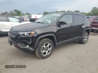 2022 Jeep Compass Trailhawk с VIN 3C4NJDDB4NT233475, выставлен на аукционе Copart как лот 66906345 с пробегом 27 895 миль миль и Списание • Salvage title. История ставок и продаж доступна на DreamBid. Изображение 1.