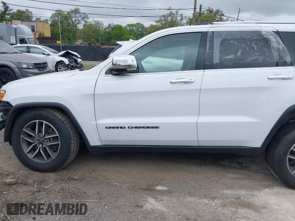 2020 Jeep Grand Cherokee Limited X with VIN 1C4RJFBG7LC360502, listed as a IAAI auction lot 42346324 with 60,607 mi miles and . Bid and sale history available at DreamBid. Image 14.