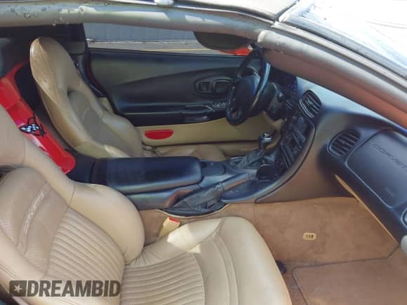 1999 Chevrolet Corvette with VIN 1G1YY32G0X5101469, listed as a IAAI auction lot 43405778 with 93,185 mi miles and . Bid and sale history available at DreamBid. Image 8.