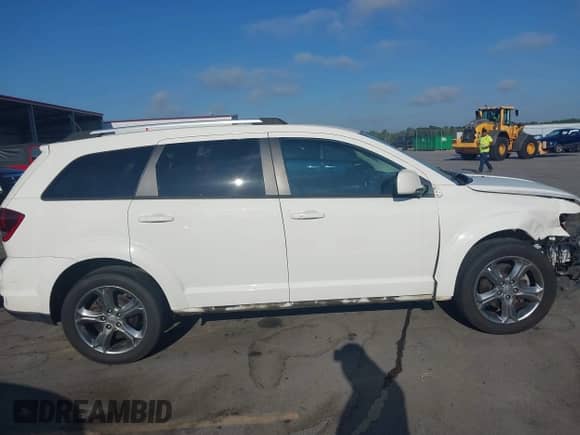 2017 Dodge Journey Crossroad Plus с VIN 3C4PDCGG9HT572237, выставлен на аукционе IAAI как лот 42825833 с пробегом 125 693 миль миль и . История ставок и продаж доступна на DreamBid. Изображение 14.