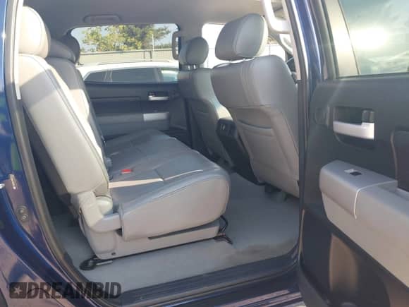 2008 Toyota Tundra Limited z VIN 5TBDV58118S501543, wystawiony jako IAAI lot #43306341 z przebiegiem 167 364 mil mil oraz . Historia ofert i sprzedaży dostępna na DreamBid. Obrazek 8.