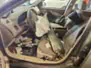 2005 Chevrolet Malibu с VIN 1G1ZS52F95F256652, выставлен на аукционе Copart как лот 70592395 с пробегом Не указан миль и На запчасти • Non repairable. История ставок и продаж доступна на DreamBid. Изображение 7.