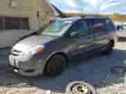 2009 Toyota Sienna LE с VIN 5TDZK23C19S236508, выставлен на аукционе Copart как лот 86336065 с пробегом 200 338 миль миль и Чистый • Clean title. История ставок и продаж доступна на DreamBid. Изображение 1.