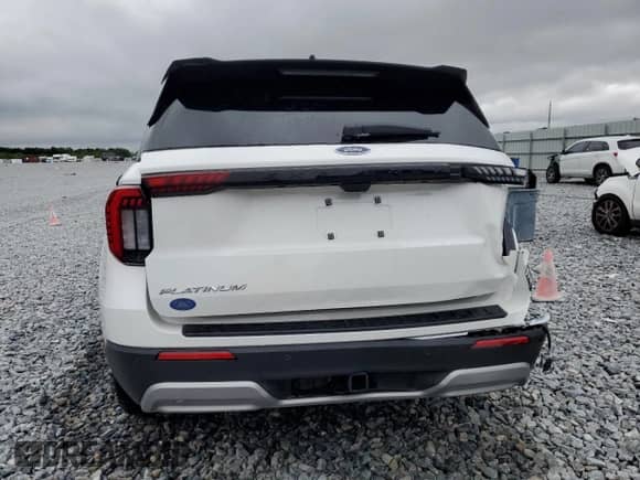 2025 Ford Explorer с VIN 1FMUK7HH8SGA05659, выставлен на аукционе Copart как лот 52077855 с пробегом 3 037 миль миль и Списание • Salvage title. История ставок и продаж доступна на DreamBid. Изображение 6.