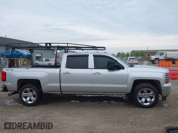 2014 Chevrolet Silverado 1500 LTZ z VIN 3GCUKSEJ9EG510598, wystawiony jako IAAI lot #42383269 z przebiegiem 133 052 mil mil oraz . Historia ofert i sprzedaży dostępna na DreamBid. Obrazek 14.