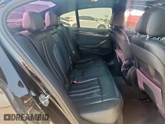 2018 BMW 5 Series 530i с VIN WBAJA5C50JWA38395, выставлен на аукционе Copart как лот 68187105 с пробегом 95 574 миль миль и Списание • Salvage title. История ставок и продаж доступна на DreamBid. Изображение 10.