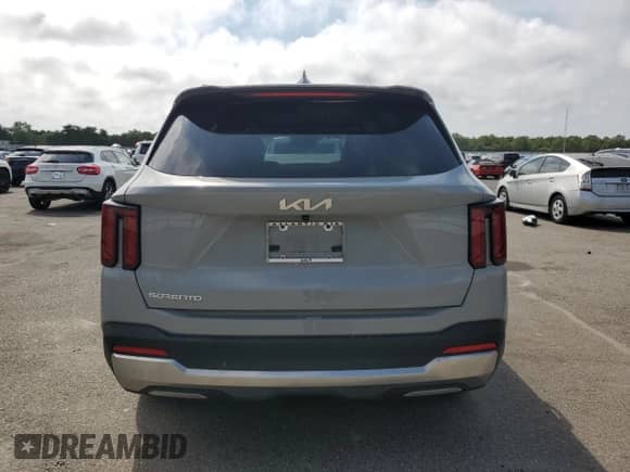 2025 Kia Sorento EX с VIN 5XYRH4JFXSG310292, выставлен на аукционе Copart как лот 68256905 с пробегом 15 979 миль миль и Списание • Salvage title. История ставок и продаж доступна на DreamBid. Изображение 6.