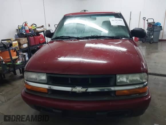 2003 Chevrolet S-10 LS z VIN 1GCCS19H138142854, wystawiony jako IAAI lot #41395488 z przebiegiem 81 537 mil mil oraz . Historia ofert i sprzedaży dostępna na DreamBid. Obrazek 13.