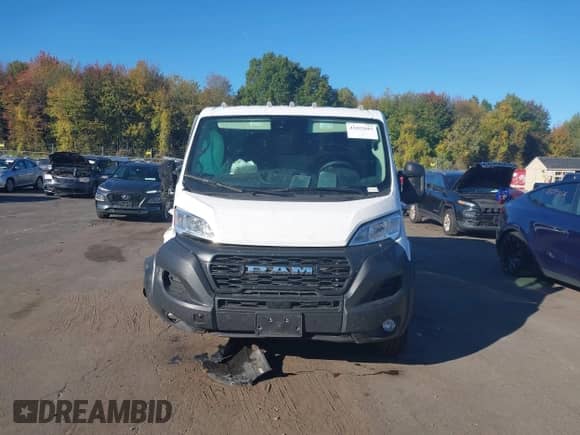 2025 Ram ProMaster Cargo Tradesman with VIN 3C6LRVVG4SE518894, listed as a IAAI auction lot 43423665 with 29,157 mi miles and . Bid and sale history available at DreamBid. Image 12.