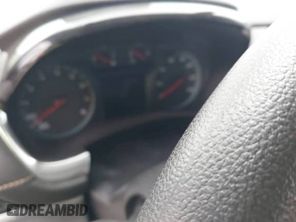 2021 Chevrolet Traverse LS z VIN 1GNERFKW1MJ254095, wystawiony jako IAAI lot #42336687 z przebiegiem Nie podano mil oraz . Historia ofert i sprzedaży dostępna na DreamBid. Obrazek 7.