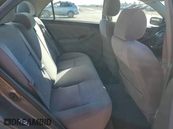 2005 Toyota Corolla LE с VIN 1NXBR32E35Z453940, выставлен на аукционе Copart как лот 82248645 с пробегом 206 990 миль миль и Списание • Salvage title. История ставок и продаж доступна на DreamBid. Изображение 10.