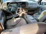 1996 Chevrolet Suburban with VIN 3GNEC16R7TG133368, listed as a Copart auction lot 49671545 with 192,875 mi miles and Salvage title. Bid and sale history available at DreamBid. Image 8.