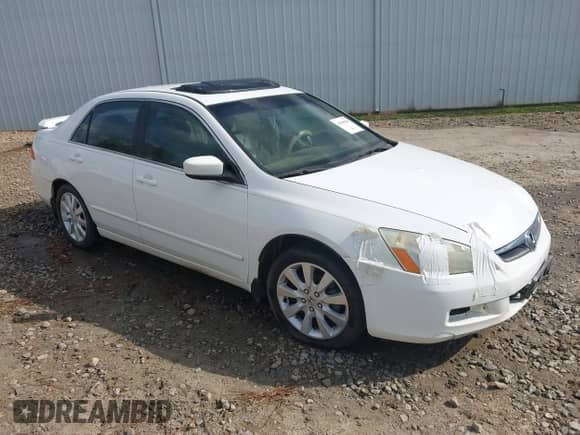 2007 Honda Accord EX-L with VIN 1HGCM66557A009032, listed as a IAAI auction lot 43389400 with 244,444 mi miles and . Bid and sale history available at DreamBid. Image 1.