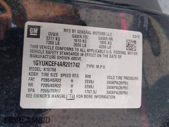 2010 Cadillac Escalade Premium z VIN 1GYUKCEF4AR201742, wystawiony jako IAAI lot #42918902 z przebiegiem 144 868 mil mil oraz . Historia ofert i sprzedaży dostępna na DreamBid. Obrazek 9.