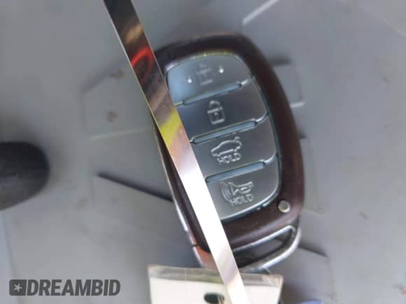 2018 Hyundai Sonata Limited with VIN 5NPE34AF8JH720111, listed as a IAAI auction lot 42669300 with 87,163 mi miles and . Bid and sale history available at DreamBid. Image 11.