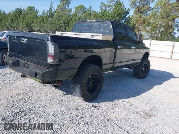 2004 Dodge 1500 SLT with VIN 1D7HU18N94S659210, listed as a IAAI auction lot 43280520 with 212,270 mi miles and . Bid and sale history available at DreamBid. Image 4.
