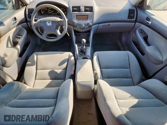 2006 Honda Accord VP с VIN 1HGCM55176A180162, выставлен на аукционе Copart как лот 84940565 с пробегом 252 156 миль миль и Чистый • Clean title. История ставок и продаж доступна на DreamBid. Изображение 8.
