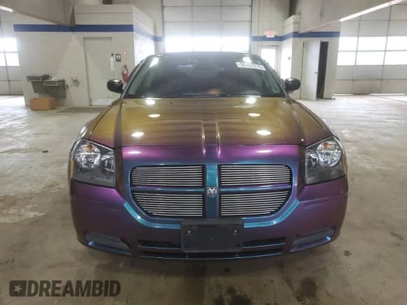 2005 Dodge Magnum SE with VIN 2D4FV48T25H161344, listed as a Copart auction lot 68303715 with 95,064 mi miles and Salvage title. Bid and sale history available at DreamBid. Image 5.