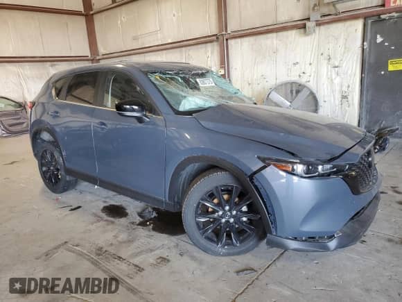 2024 Mazda CX-5 S Preferred z VIN JM3KFBCL2R0495962, wystawiony jako Copart lot #83807375 z przebiegiem Nie podano mil oraz Szkoda całkowita • Salvage title. Historia ofert i sprzedaży dostępna na DreamBid. Obrazek 4.