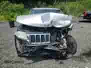 2013 Jeep Grand Cherokee Limited z VIN 1C4RJFBG5DC636189, wystawiony jako Copart lot #64136425 z przebiegiem 108 082 mil mil oraz Szkoda całkowita • Salvage title. Historia ofert i sprzedaży dostępna na DreamBid. Obrazek 5.